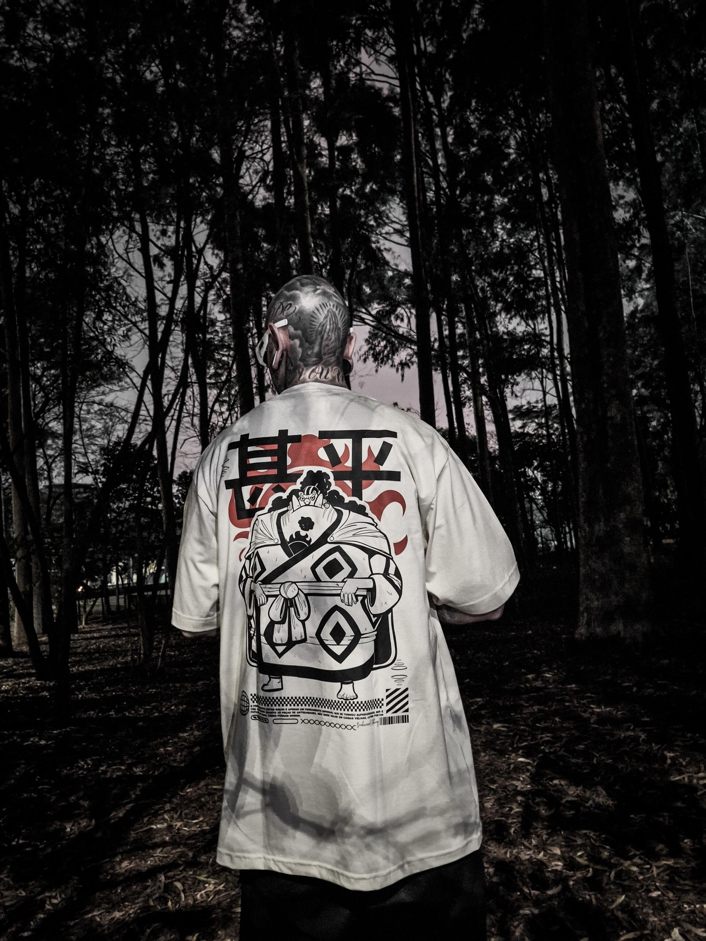 Comprar Camiseta Oversized Jinbe - a partir de R$109,34
