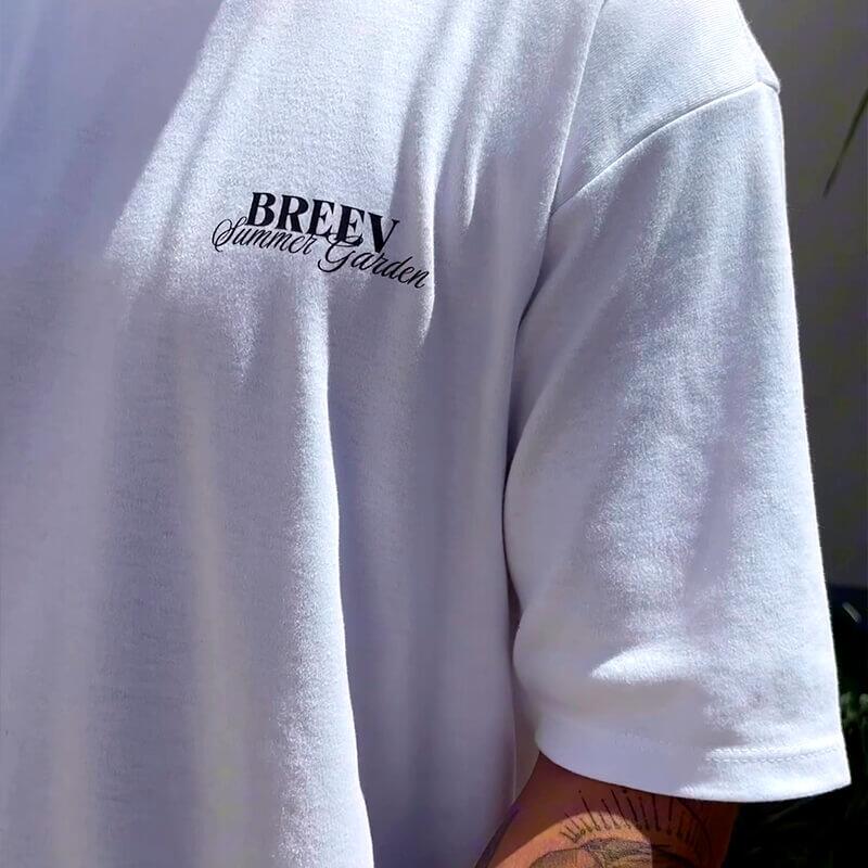 Frente da camiseta oversized Summer Garden da Breev