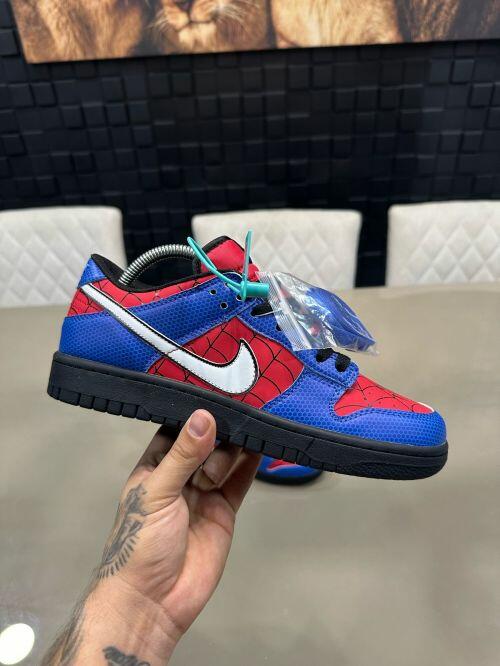 Spider Reverse Dunks Comprar Sb Dunk Low Spider Man 2024 ? Stuff Factory - R$850,00
