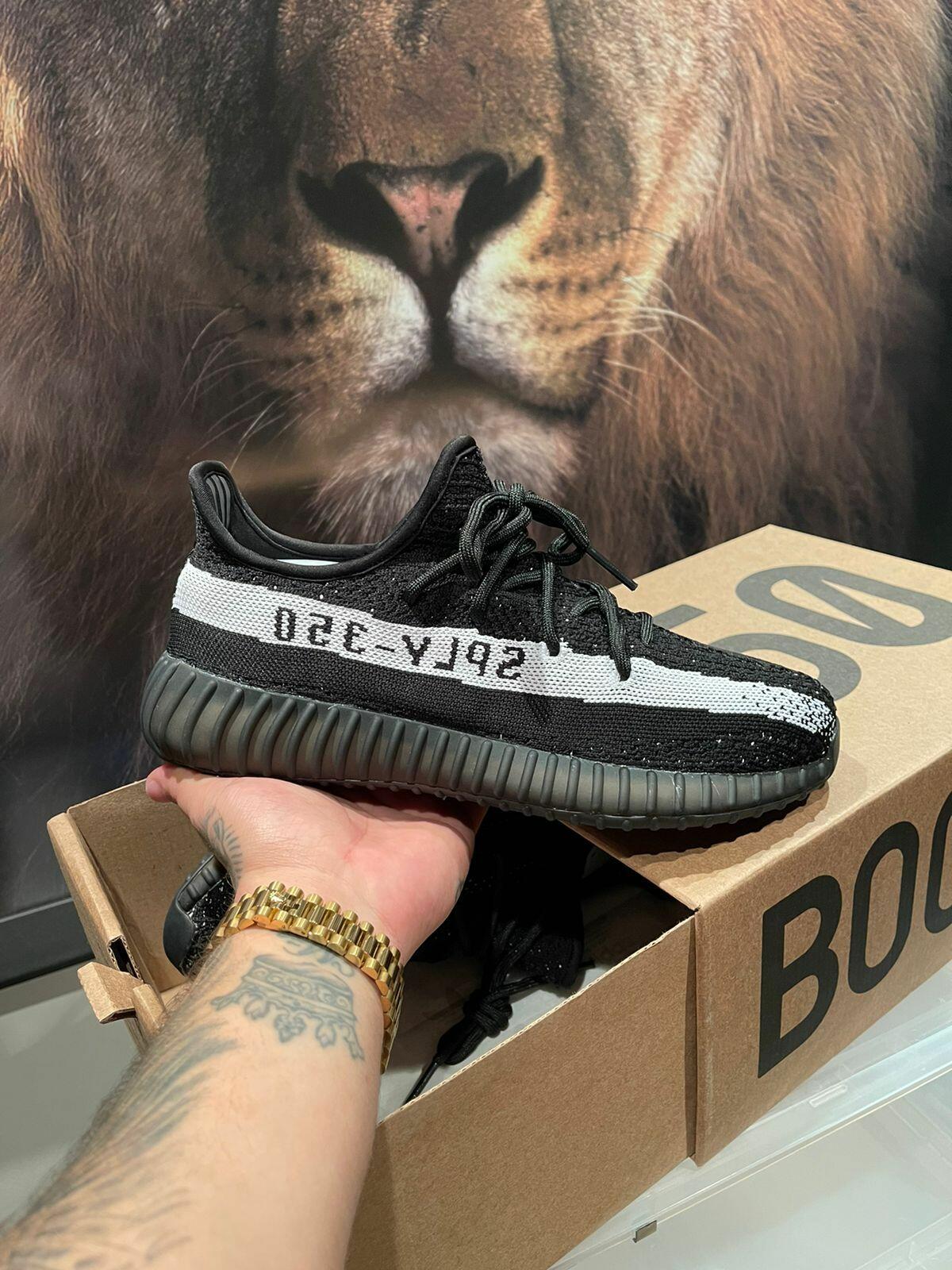 Comprar Adidas Yeezy Boost 350 V2 Oreo - R$450,00 - Brás Conceito