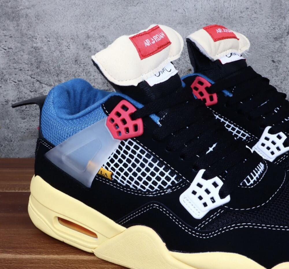 Comprar Tênis LA Union x Air Jordan 4 Off Noir - R$800,00