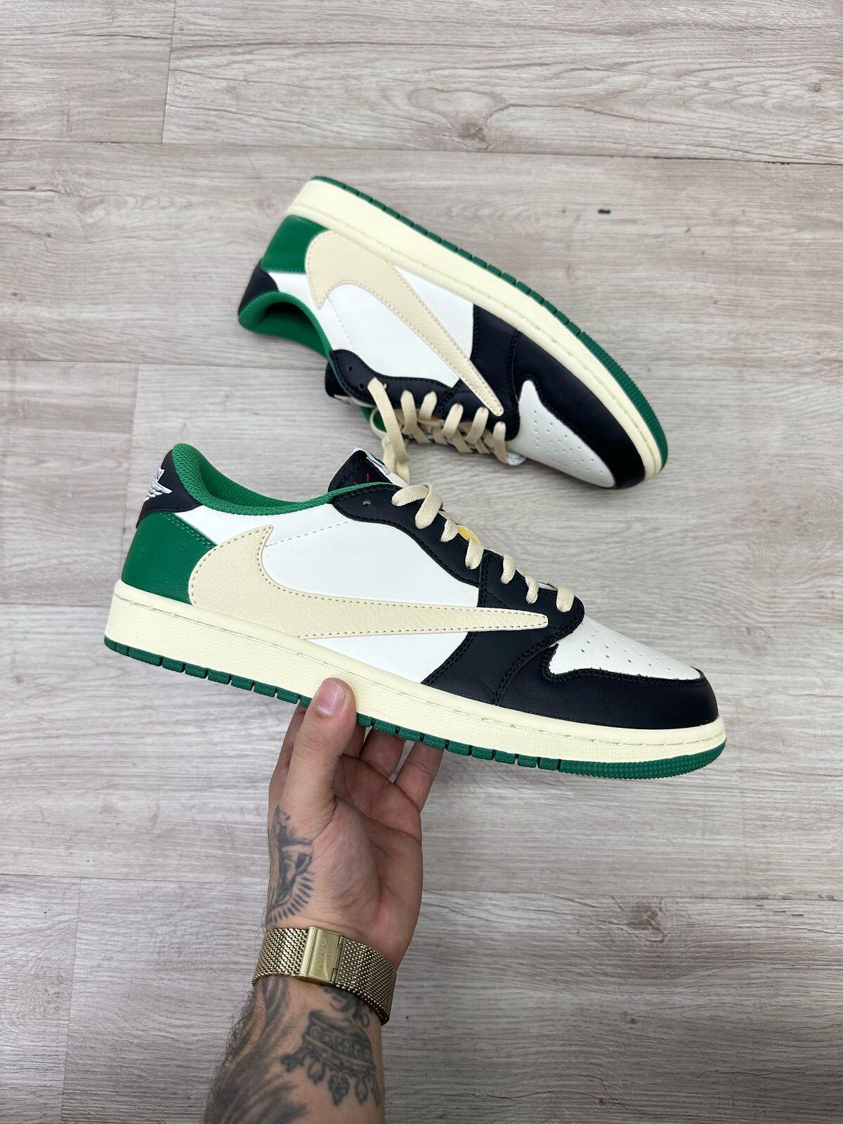 Comprar Tênis Air Jordan 1 Low Og Sp x Travis Scott - R$800,00
