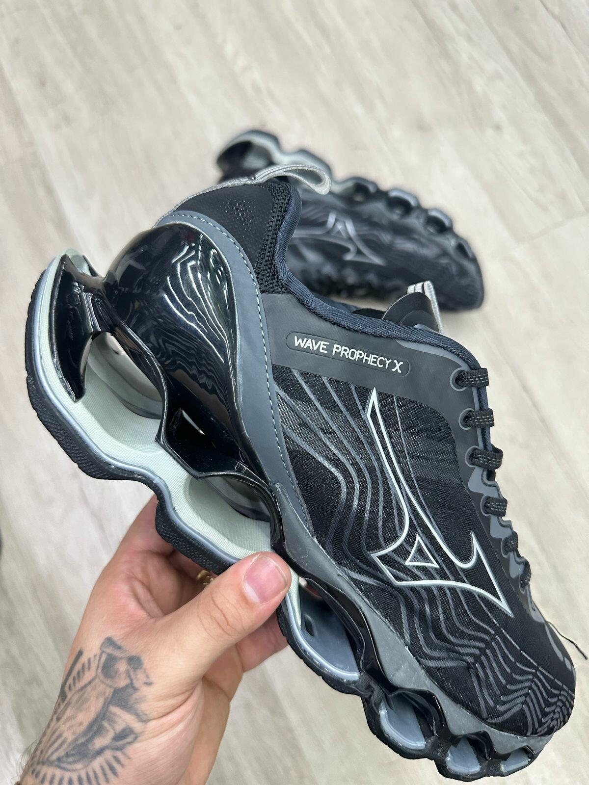 Comprar mizuno prophecy 10 X - R$350,00