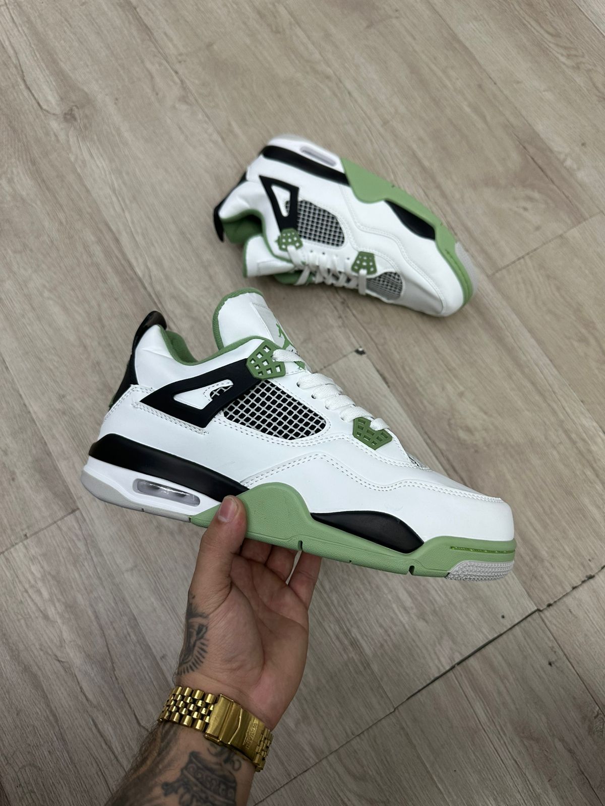 Comprar Women's Air Jordan 4 Retro Oil Green - R$800,00 - Brás
