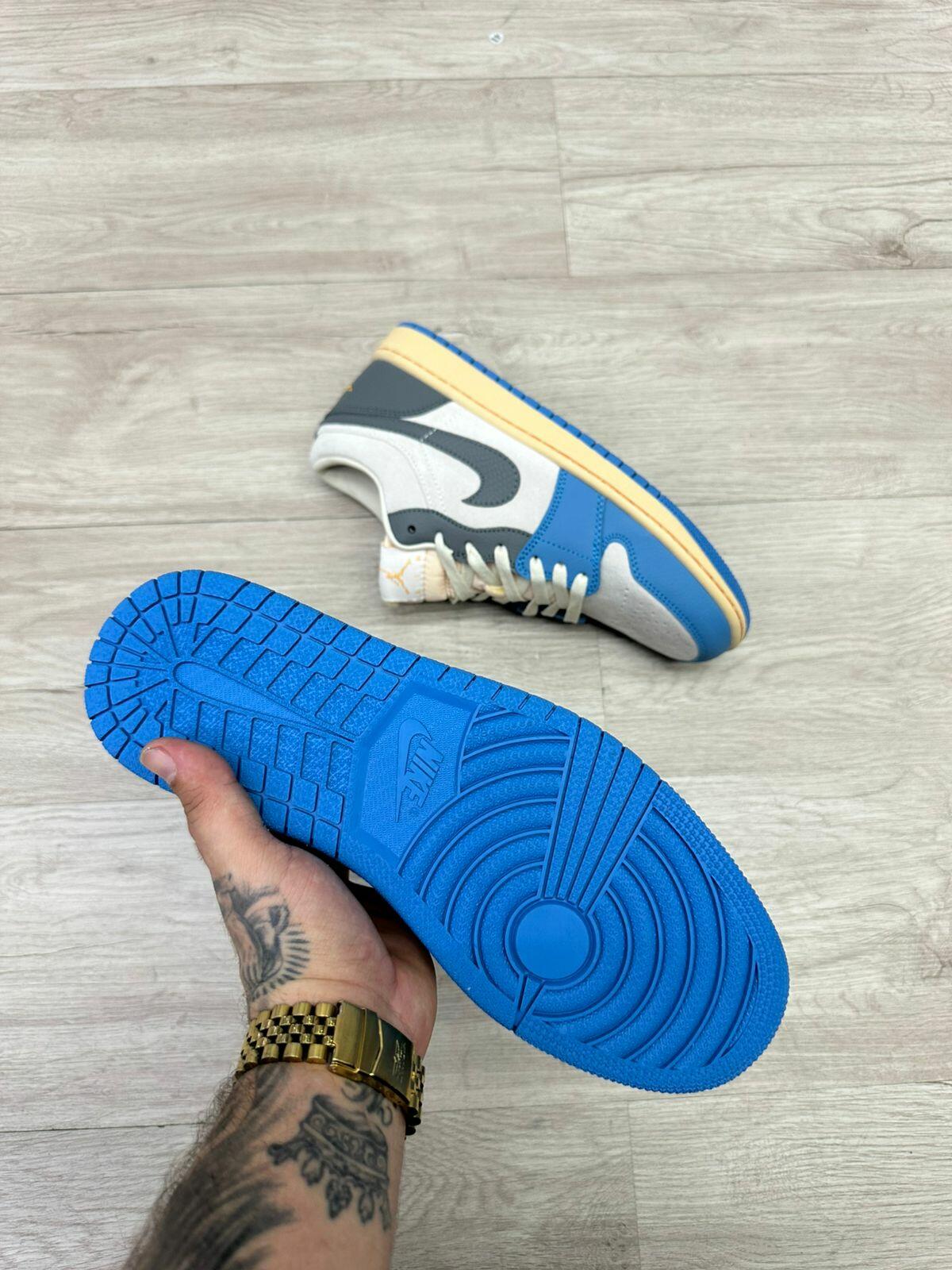 Comprar Air Jordan 1 Low Tokyo 96 - R$800,00