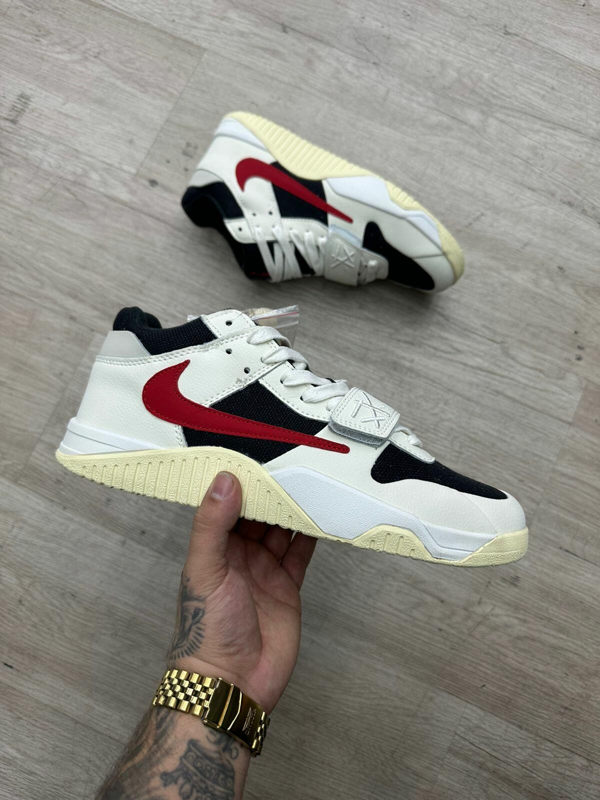 Comprar Travis Scott x Air Jordan Jumpman Jack TR Sail - R$900,00