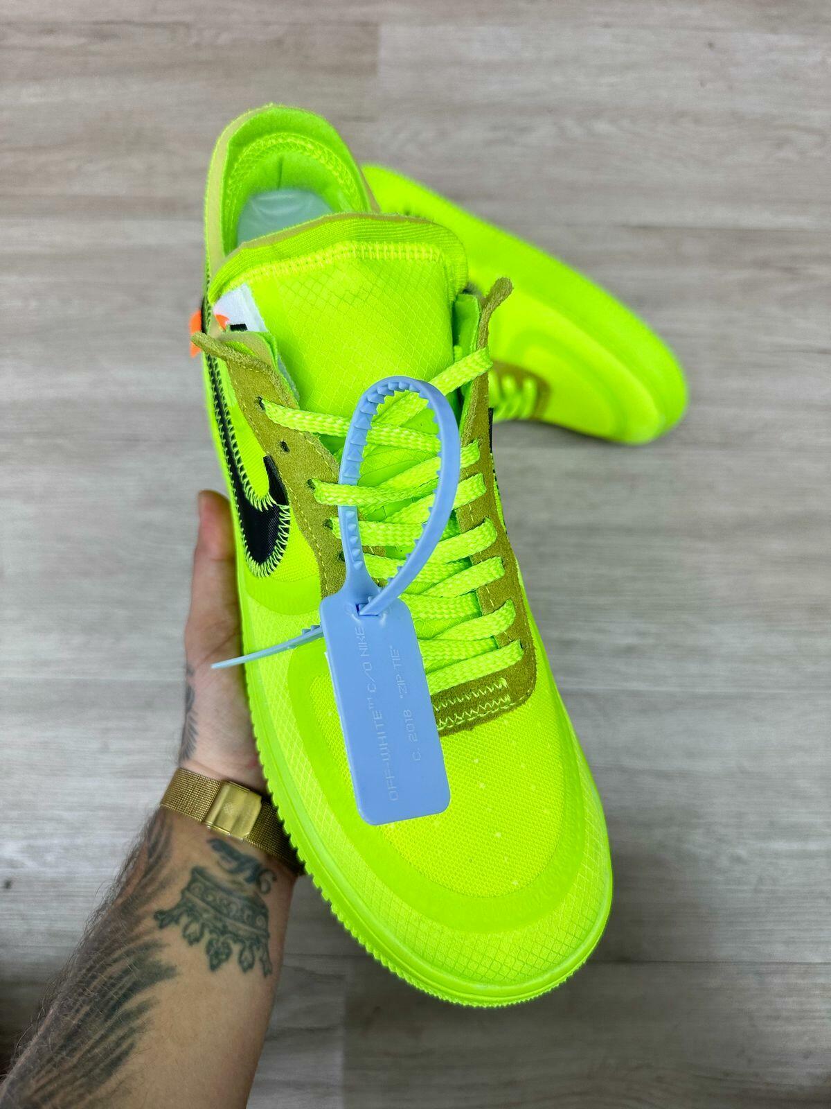 Comprar Nike Air Force 1 x Off-White Volt - R$800,00