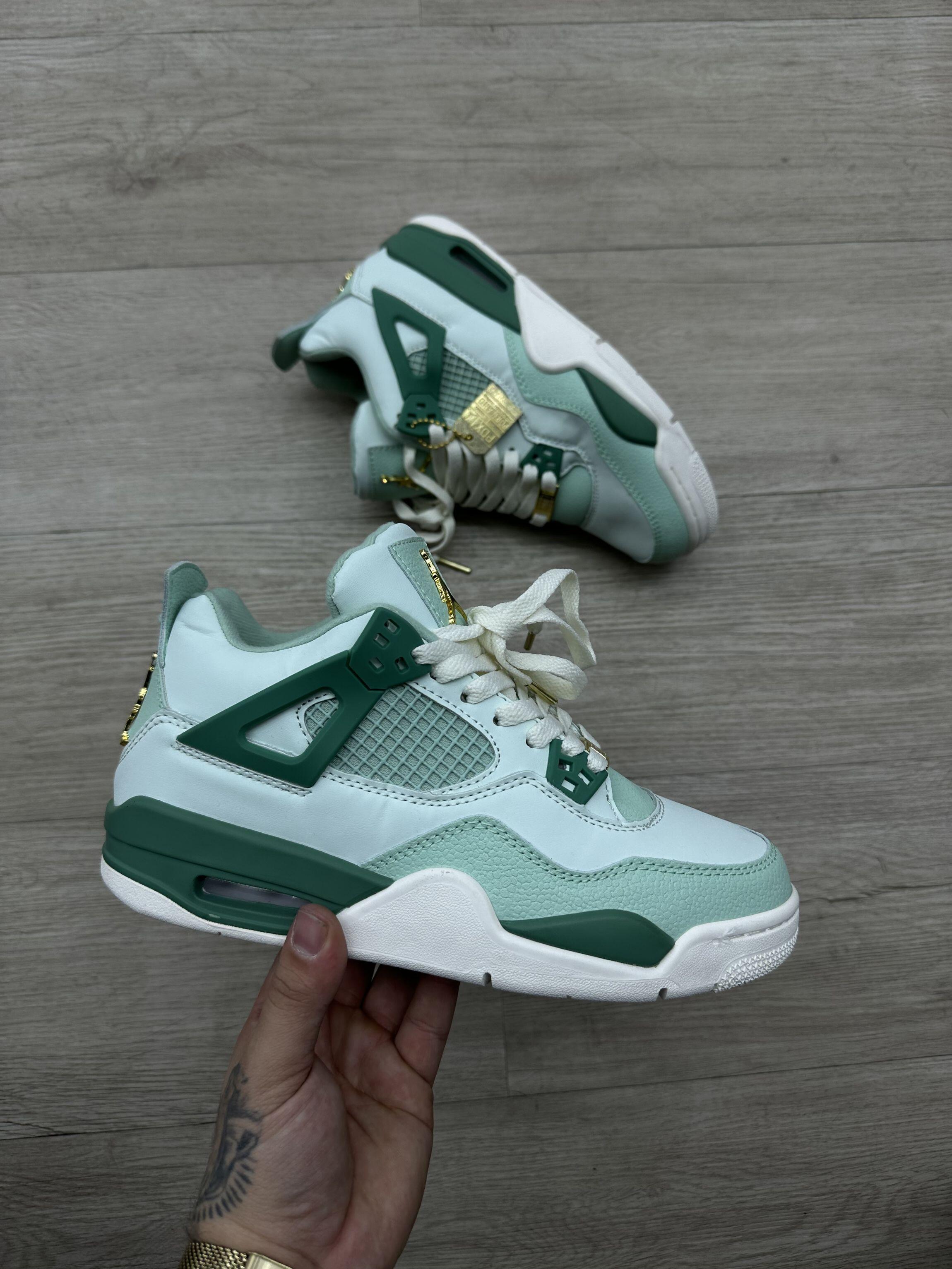 Comprar Tênis Air Jordan 4 Retro - R$1.000,00