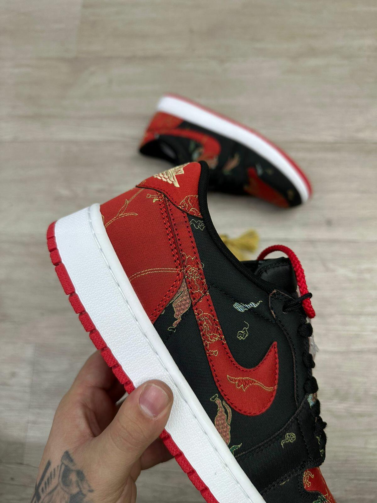 Comprar Air Jordan 1 Low OG Chinese New Year - R$1.500,00
