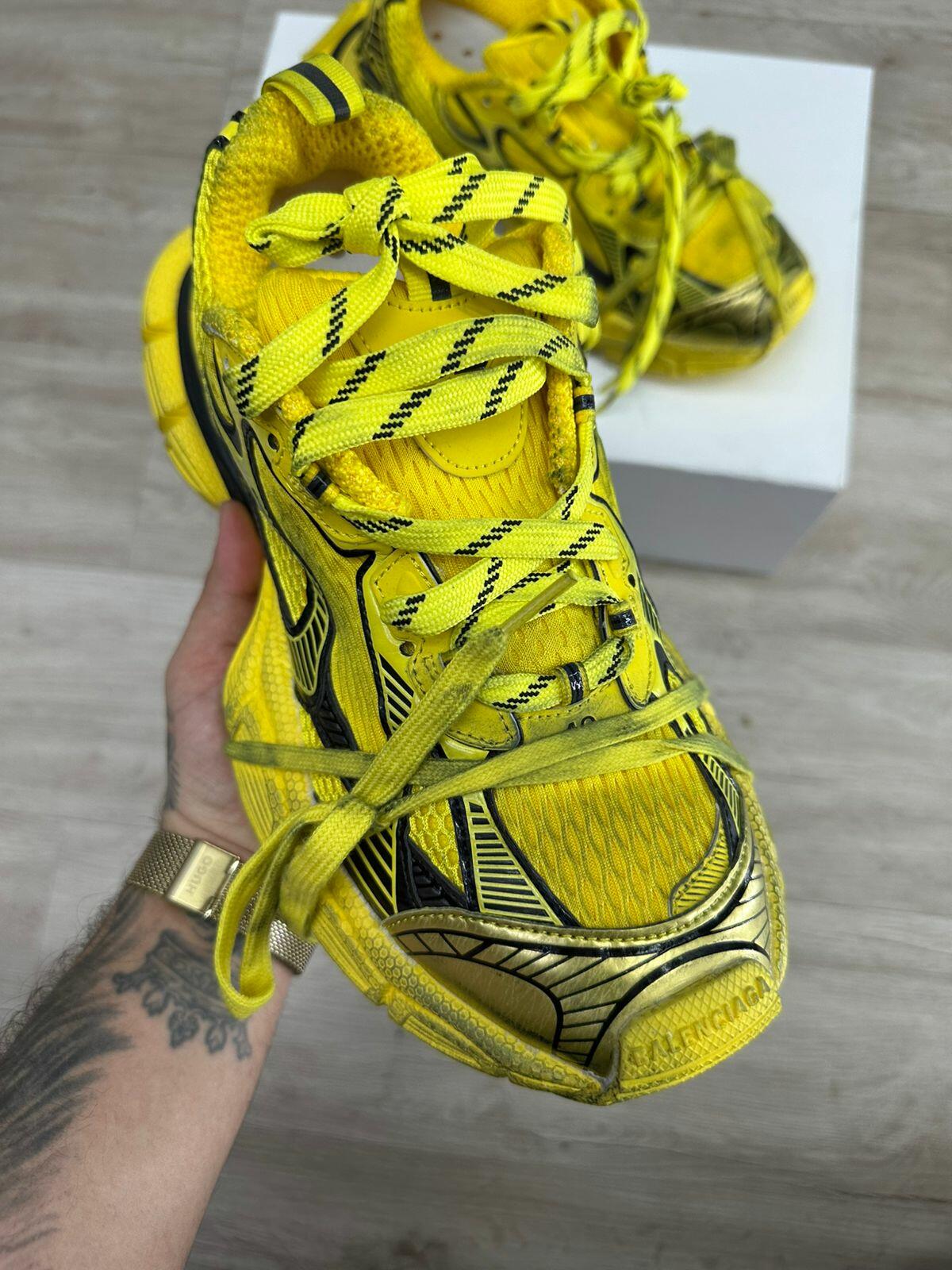 Comprar Balenciaga Tênis 3XL com cadarço - R$2.000,00
