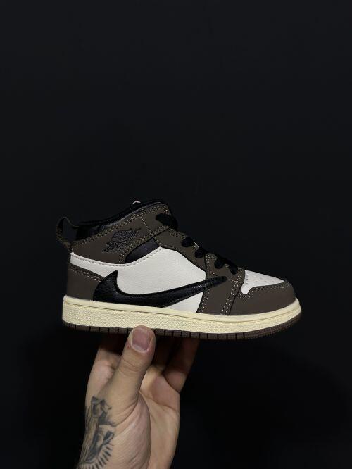 Comprar Travis Scott X Air Jordan 1 - R$800,00