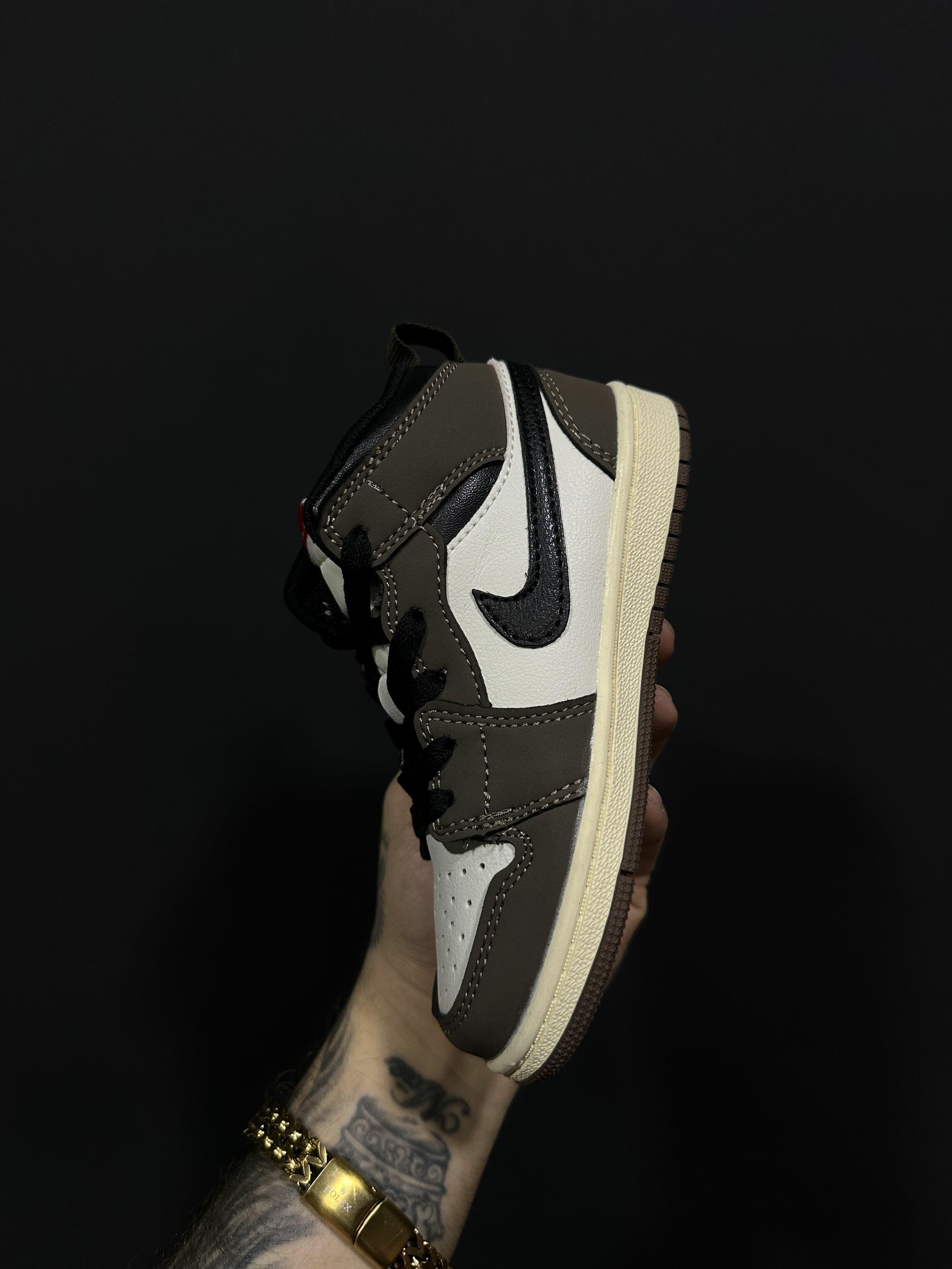 Comprar Travis Scott X Air Jordan 1 - R$800,00 - Brás Conceito