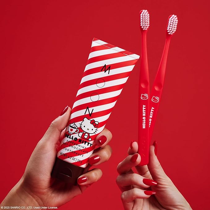 Comprar HELLO KITTY PEPPERMINT TOOTHPASTE & TOOTHBRUSH SET - R$199,00
