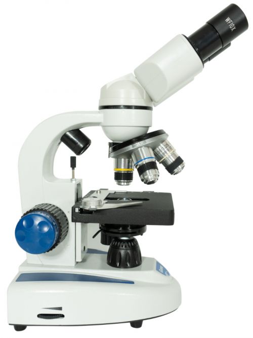 Microscópio Biológico Binocular com Revólver Quádruplo, aumento até 1600X e iluminação em LED
