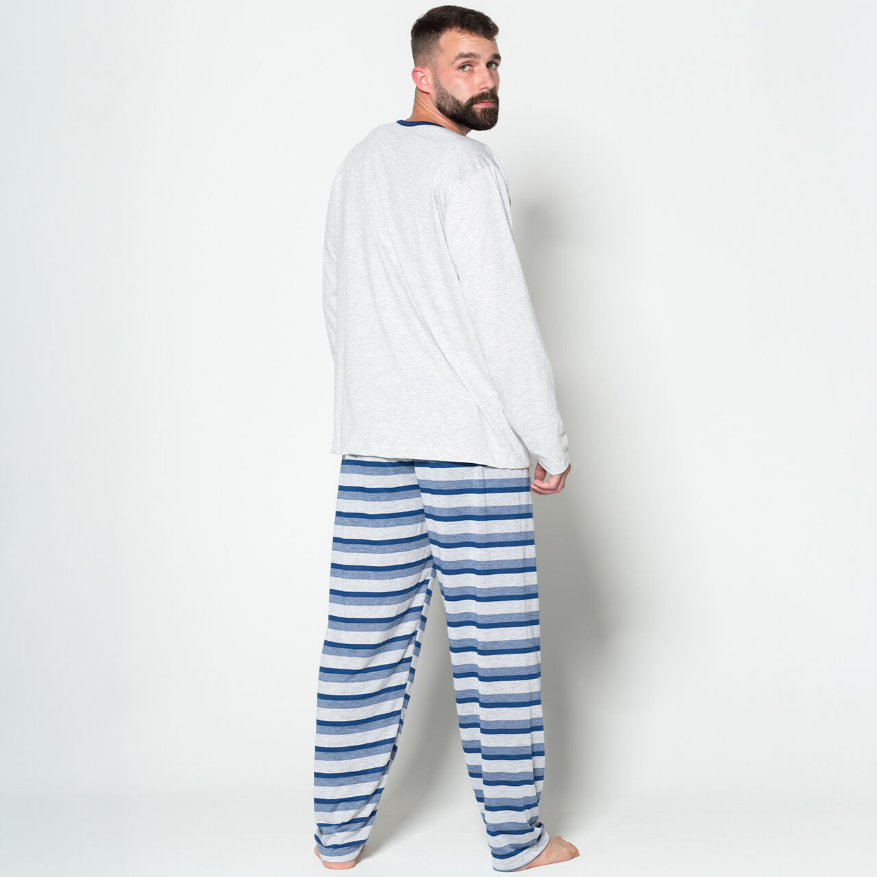 Comprar Kit 3 Pijama Adulto Bicolor Longo Comprido Inverno Calça Blusa  Dormir Liso - a partir de R$192,51 - Vekyo