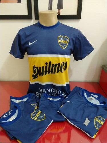 Camiseta uniforme de Futebol com nome e numero personalizada