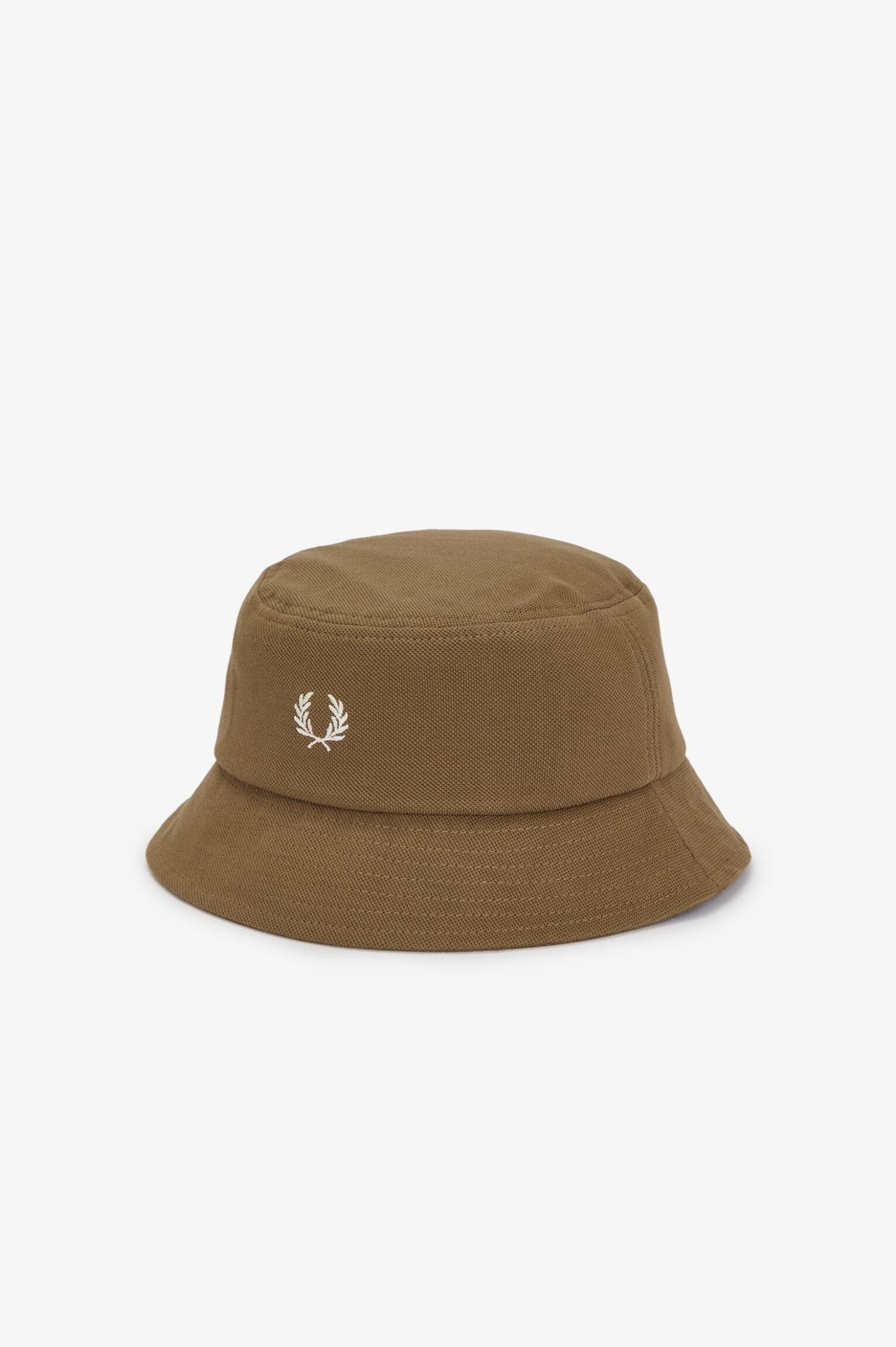 Chapéu Panamá em Piqué Fred Perry | Clássico Atemporal