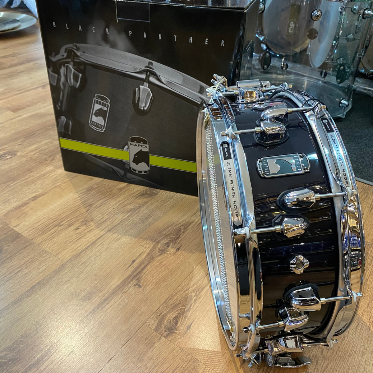 Caixa Black Panther Razor 14x5 Maple Dark Grey - R$2.790,00