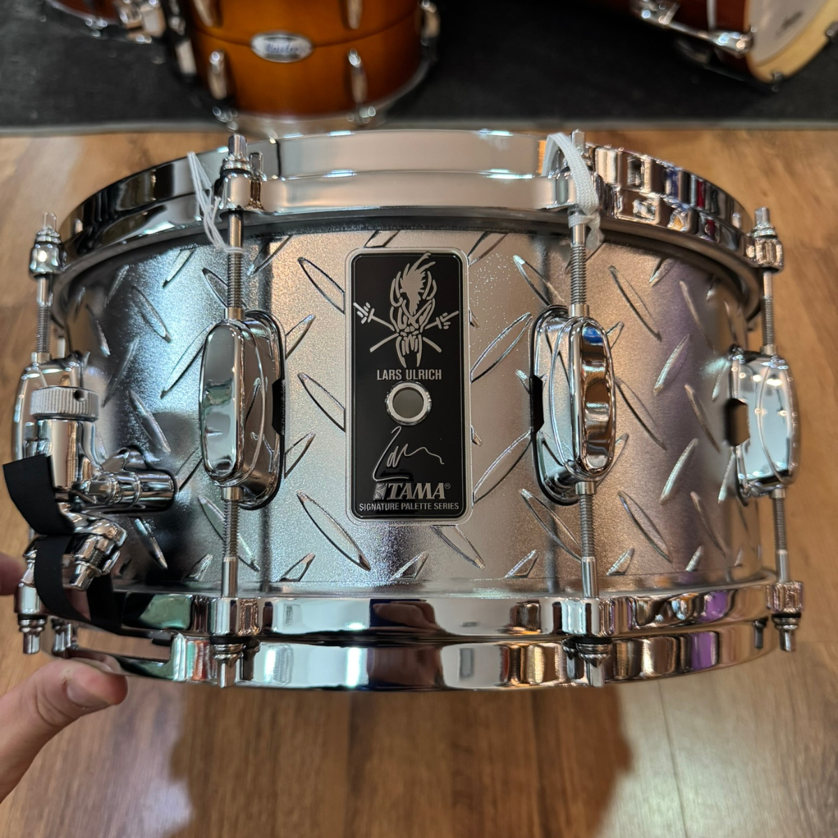 Comprar Caixa Tama Signature Lars Ulrich 14x6,5 Diamond Plate