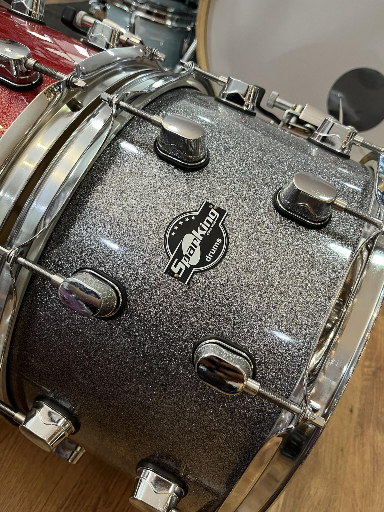 Comprar Caixa De Bateria Spanking Silver Sparkle 14x8 SP1480P-SS