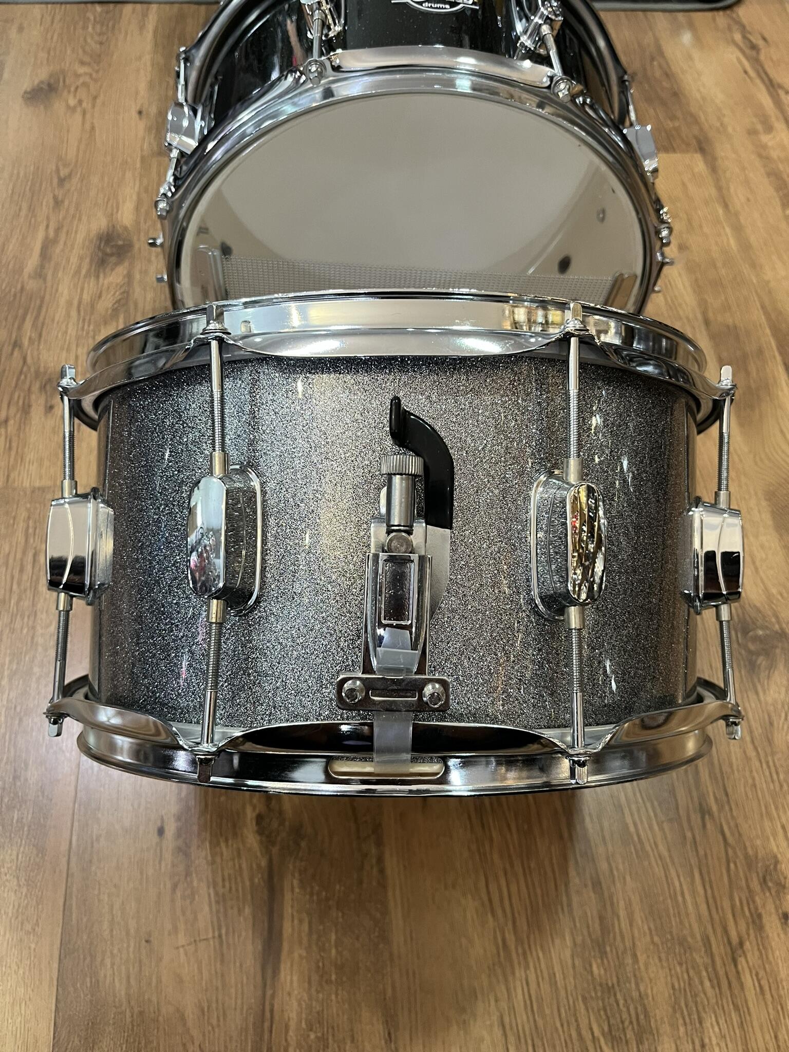 Comprar Caixa De Bateria Spanking Silver Sparkle 13x7 SP1370P-SS