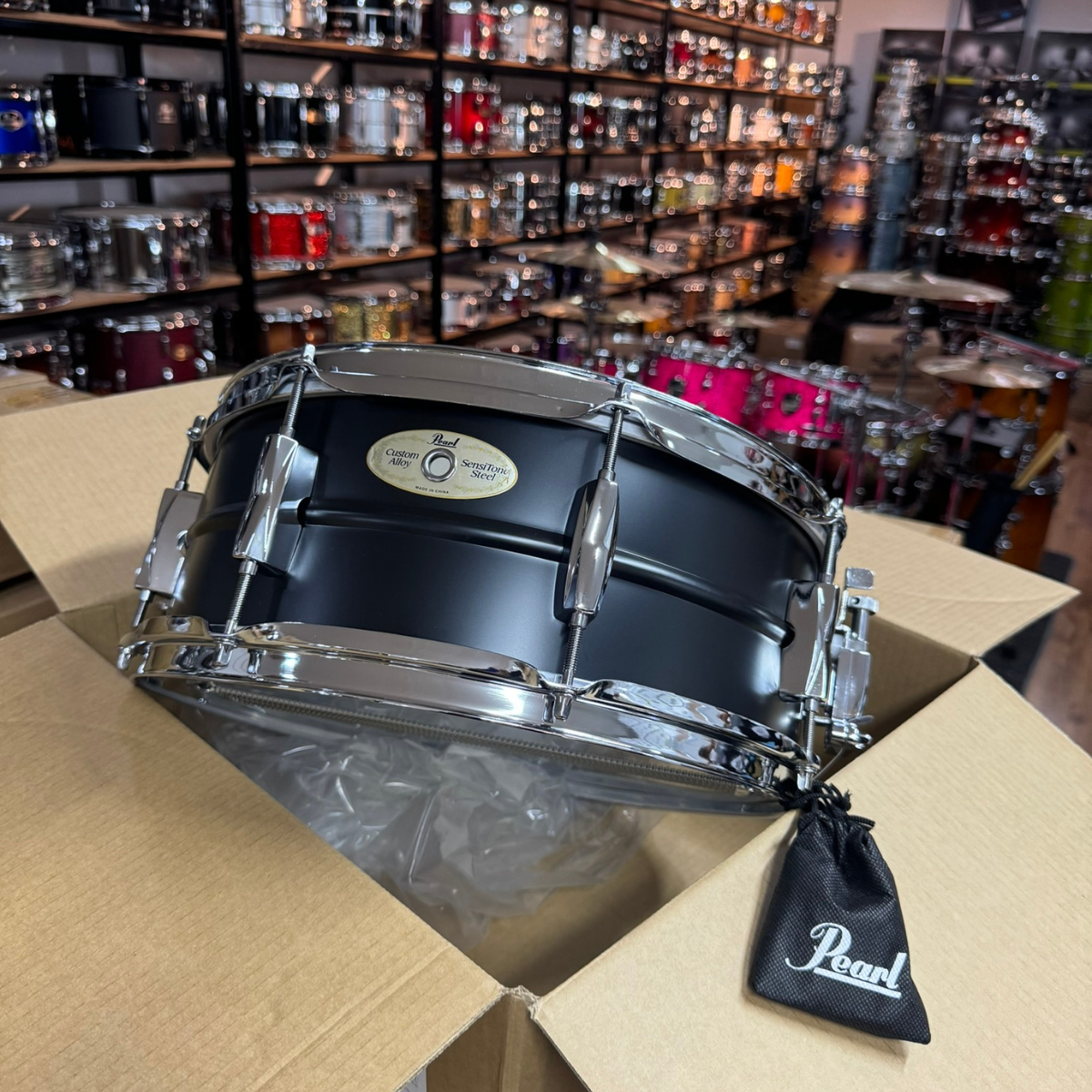 Comprar Caixa Pearl Sensitone 14x5,5 Matte Black SS1455SBE-C - R