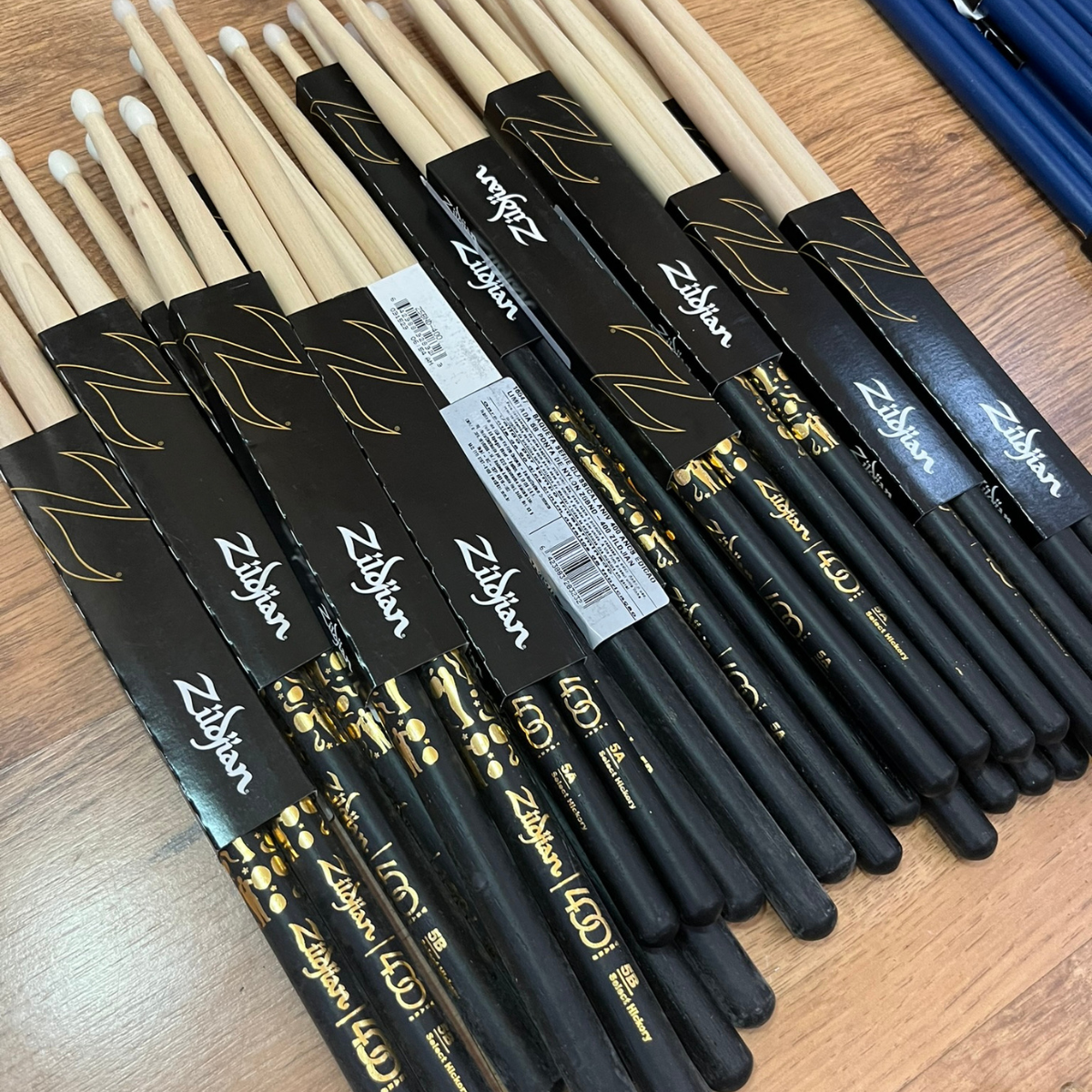 Comprar Baqueta Zildjian 400 Anos Grip C/ Ponta Nylon 5B - R$155,00