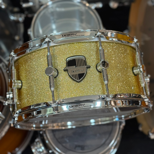 Comprar Caixa Pearl Professional 14X8 Em Maple Americano Black