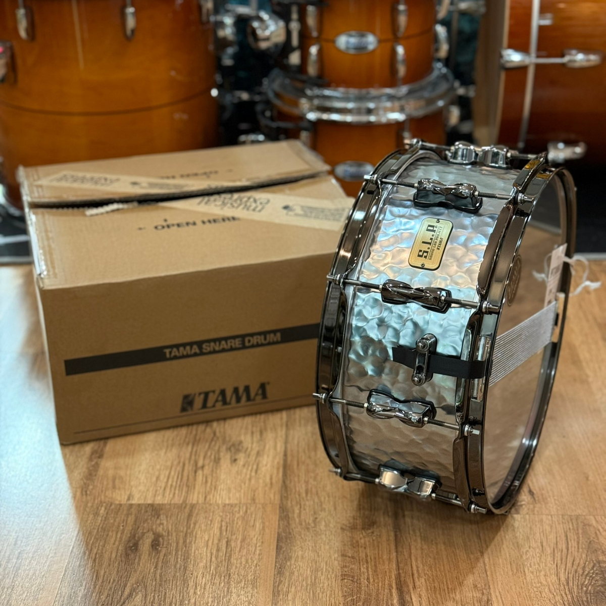 Comprar Caixa Tama S.L.P Expressive Hammered Steel 14X6 LST146H