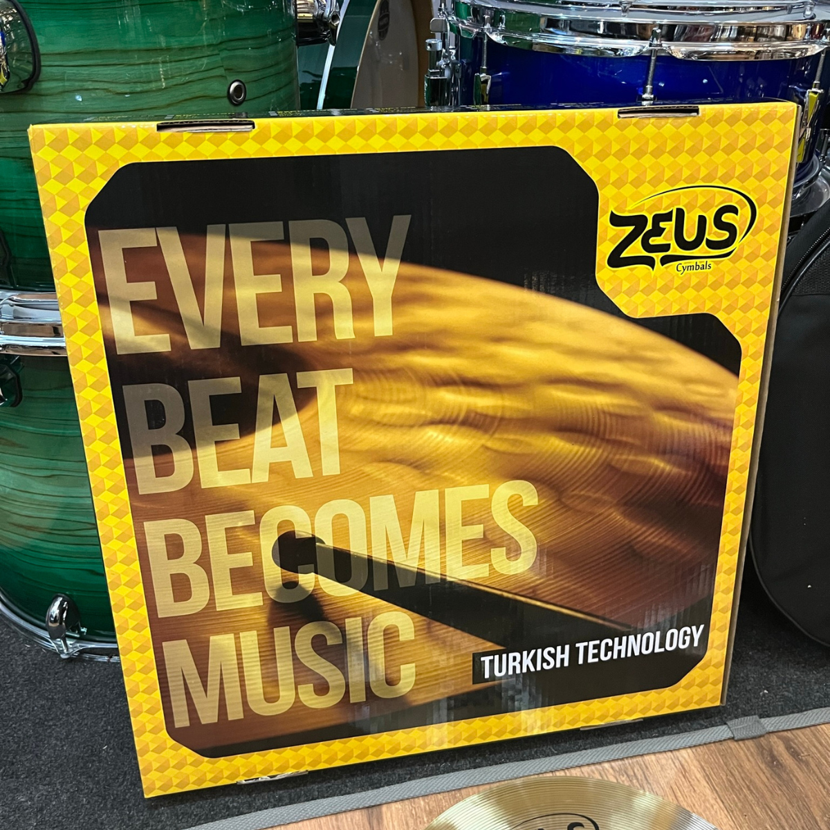 Comprar Kit Pratos Zeus Custom Set C Tradicional com Bag - R$2.735,00