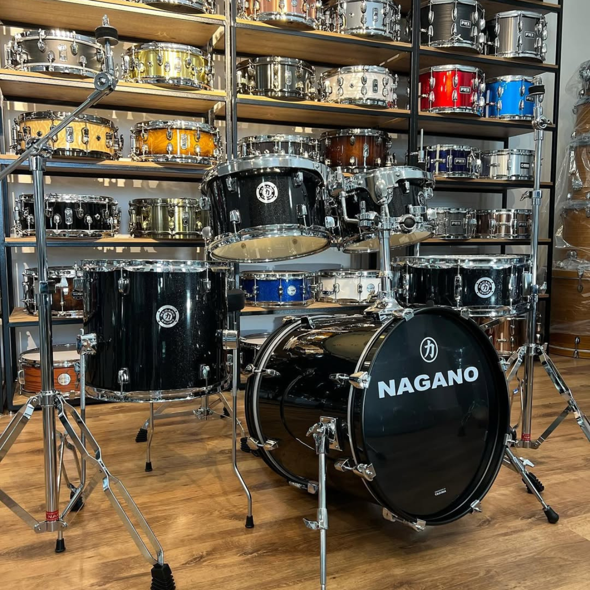 Comprar Bateria Nagano Gig Com Ferragens & Caixa 13x5 Acabamento