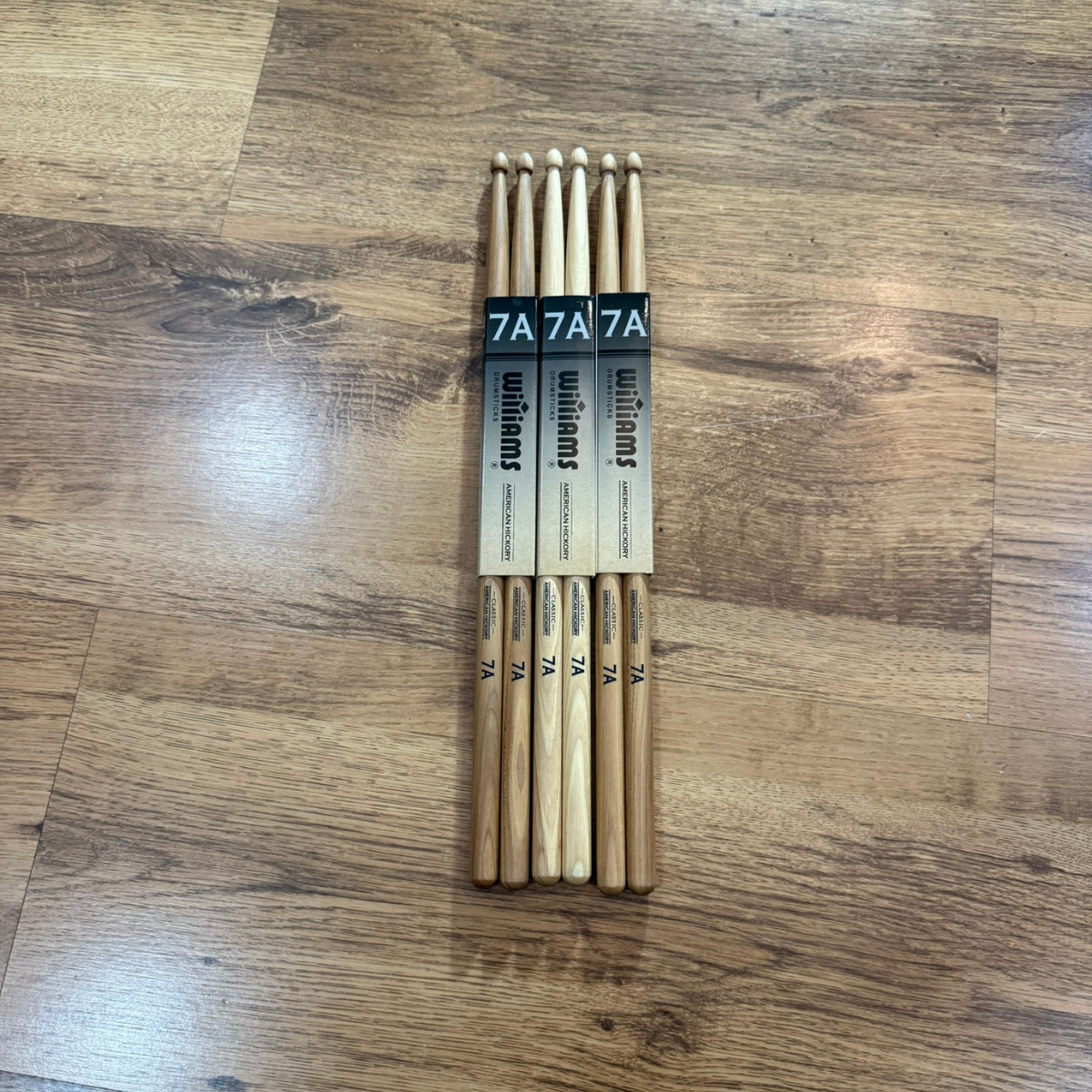 Comprar Baquetas Williams Classic Em American Hickory 2B - R$72,00 ...