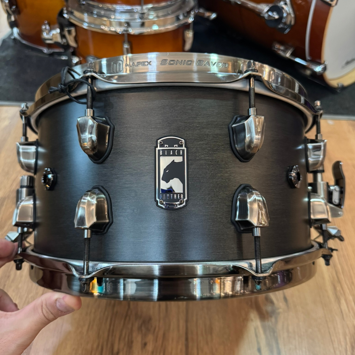 Comprar Caixa Black Panther Hydro 13x7 - R$3.499,00