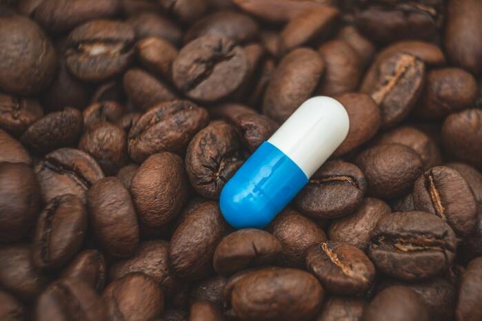 Cafeína: Para que serve e seus benefícios