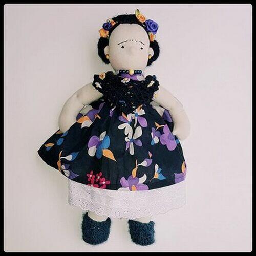 Boneca Frida Kahlo