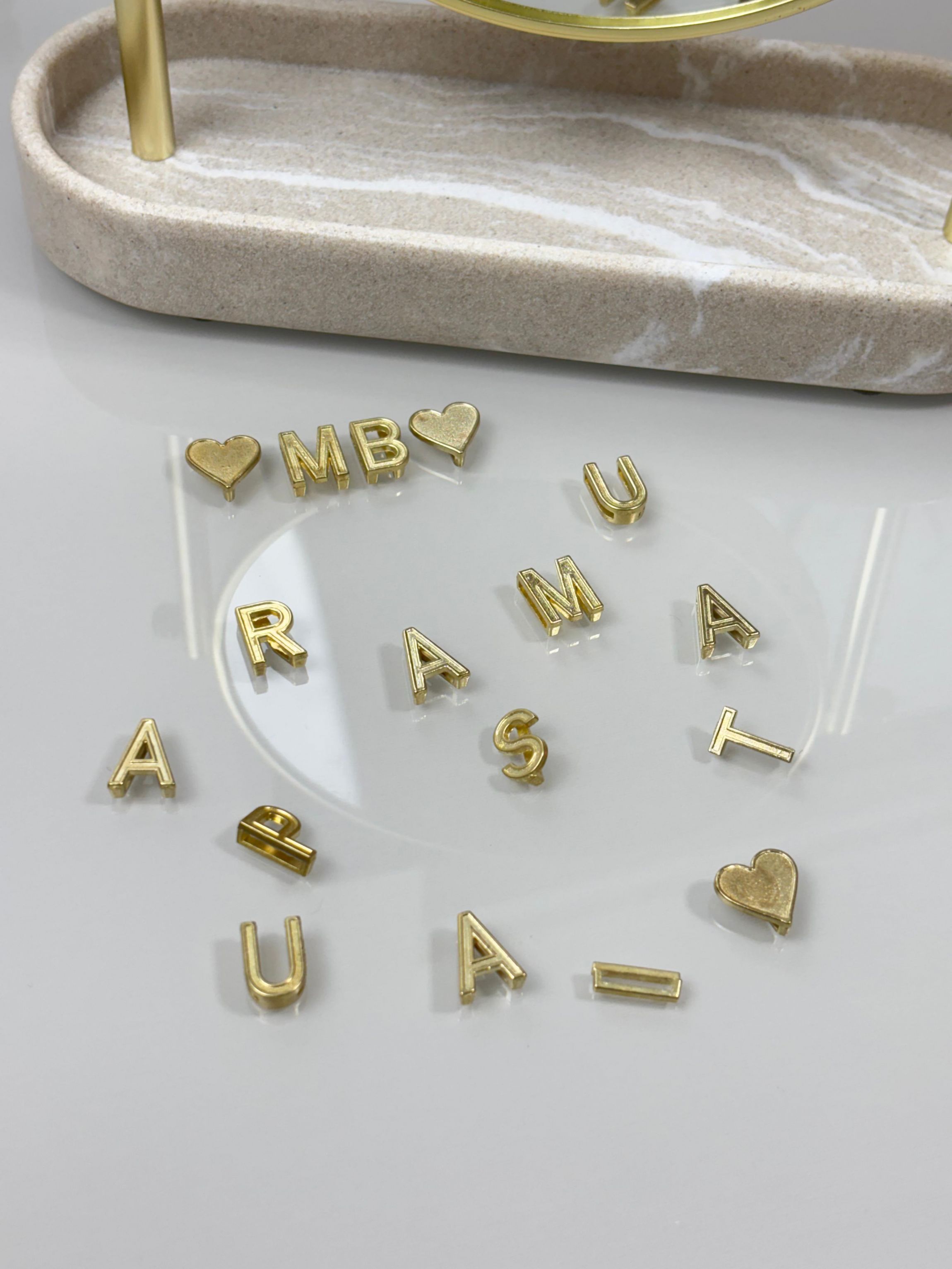 Comprar Letras para Personalização
