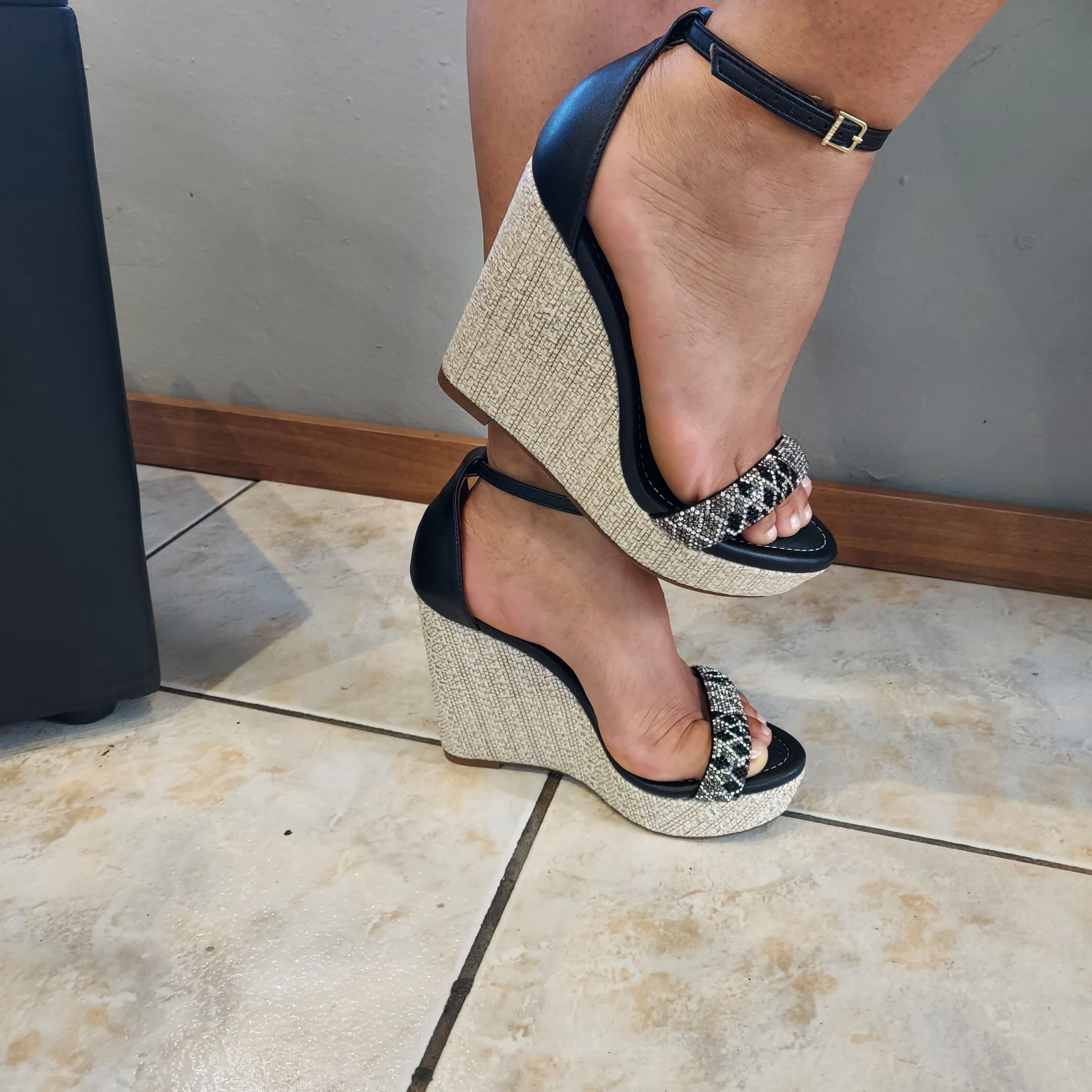 Calcanhar Fechado Sandalia Anabela Fechada Atras Sapato Anabela