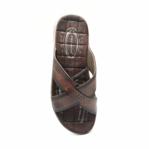Pegada Chinelo Tira Cruzada Masculino em Couro Ref. 131661