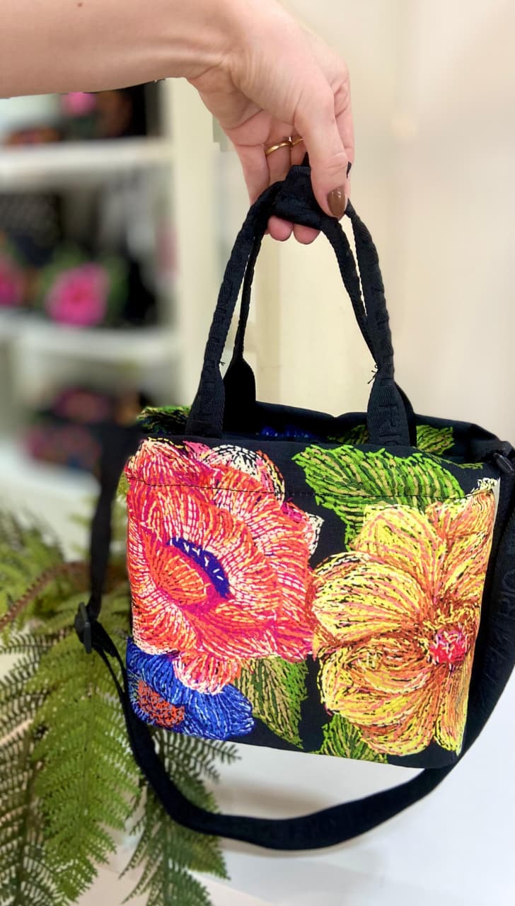Comprar Lancheira Ziriguidum Max Floral Paraíso Bordado FARM ETC