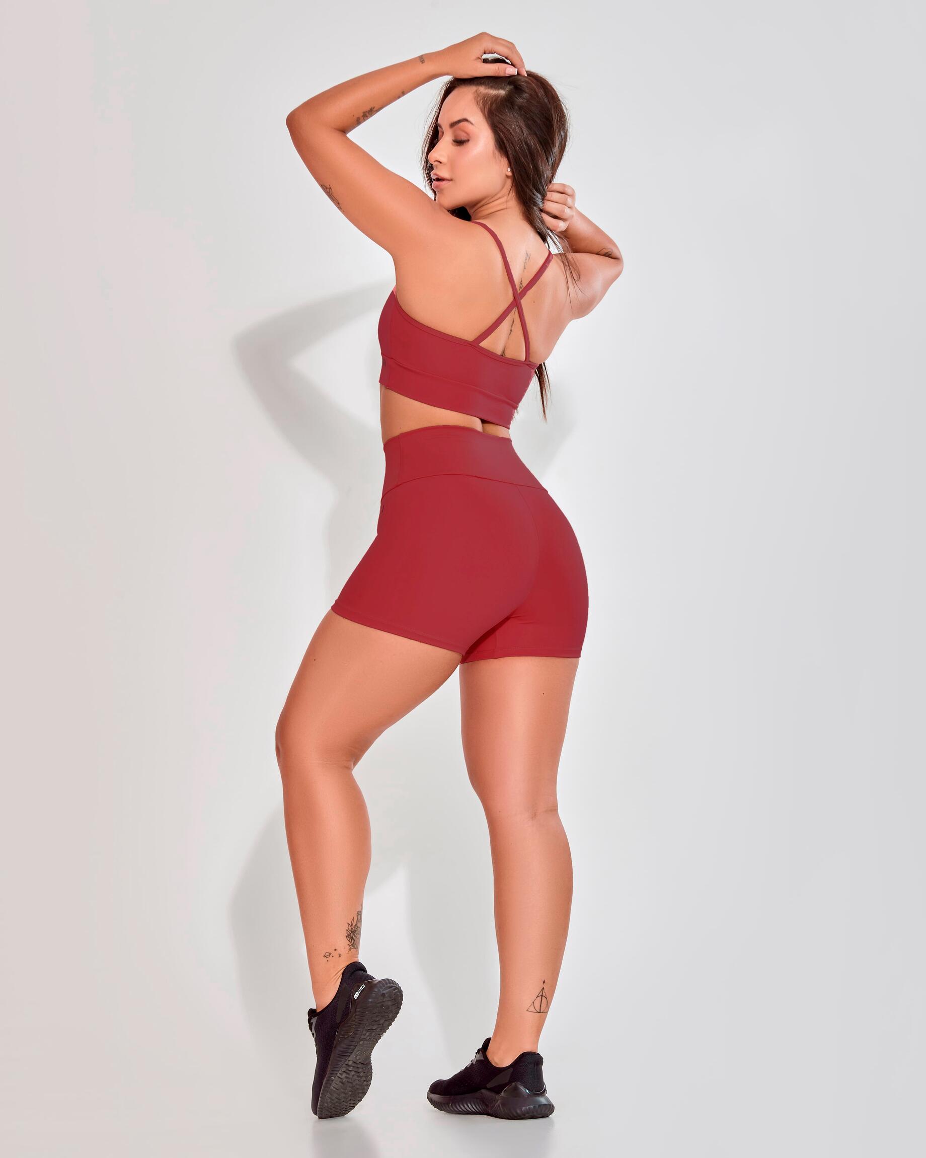 Compre Online Top Cropped Fitness Vinho Básico na Venari - a