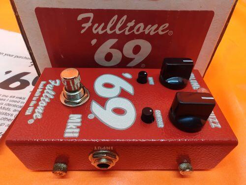 Comprar Fulltone 69 MkII Fuzz - R$1.260,00