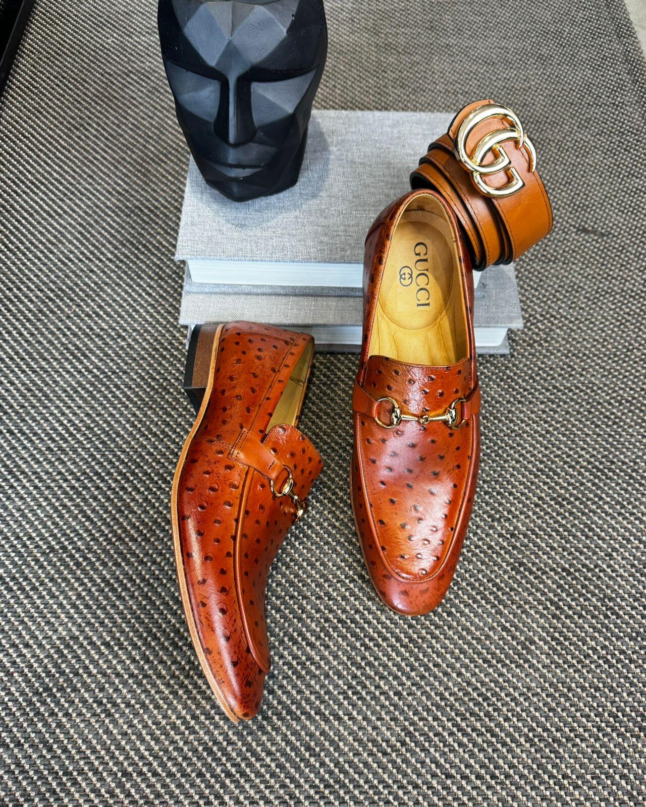Comprar Gucci Italy Couro de avestruz Caramelo