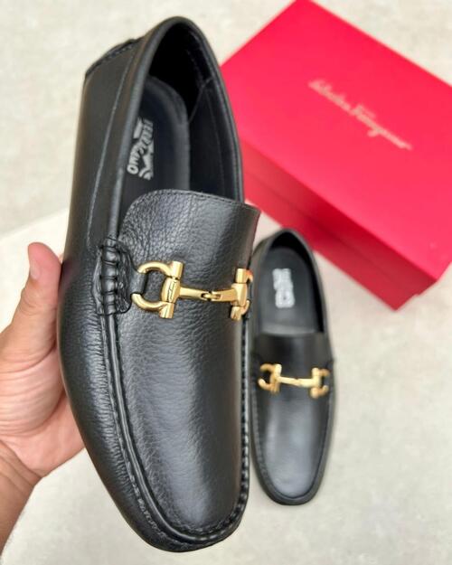 Comprar Salvatore Ferragamo