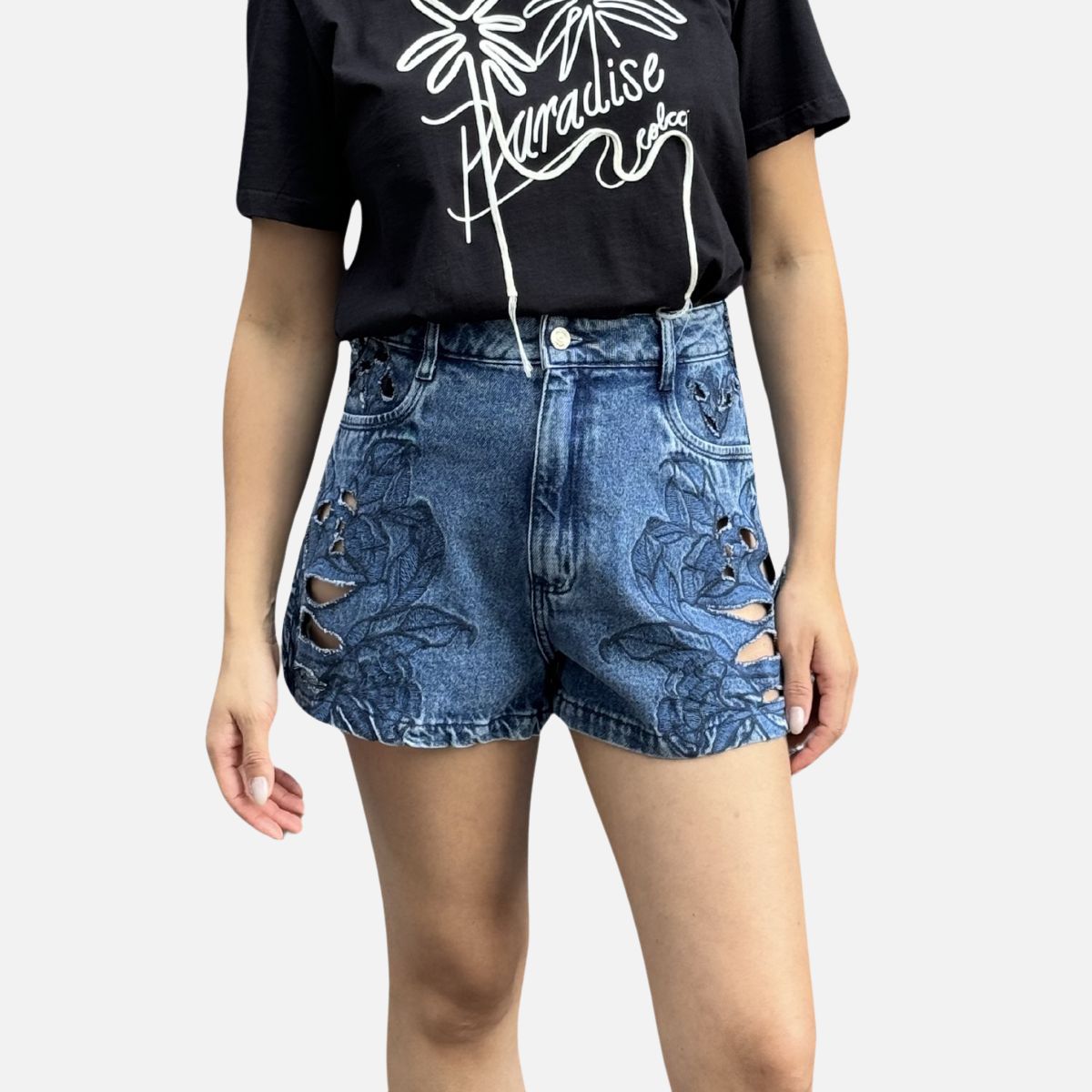 Comprar Short Jeans Joana Bordado Colcci Jeans R$829,90 Nagai