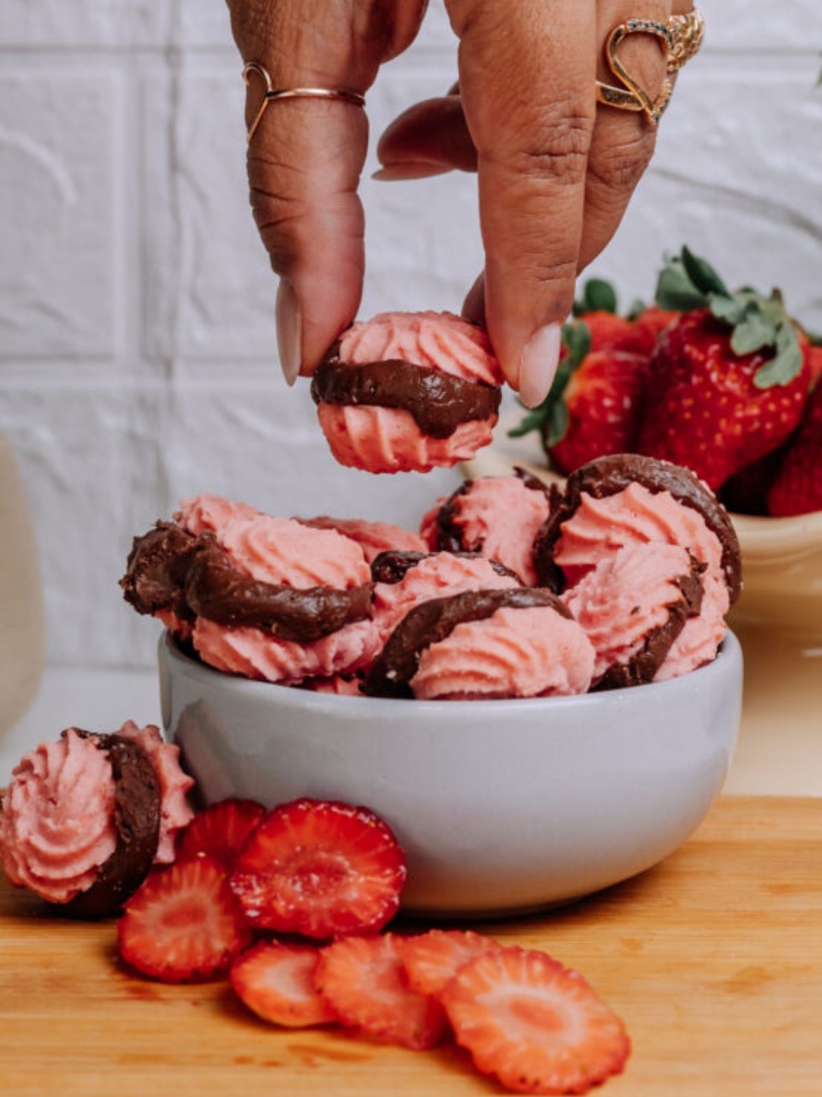 Biscoito Recheado Sensação De Morango Bem Feitus De R 16 65 A R 63 99