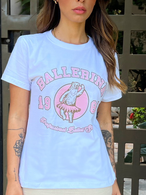 T-Shirt Bailarina e Doguinho, Camiseta Feminina Use Criativa Nunca Usado  90350725