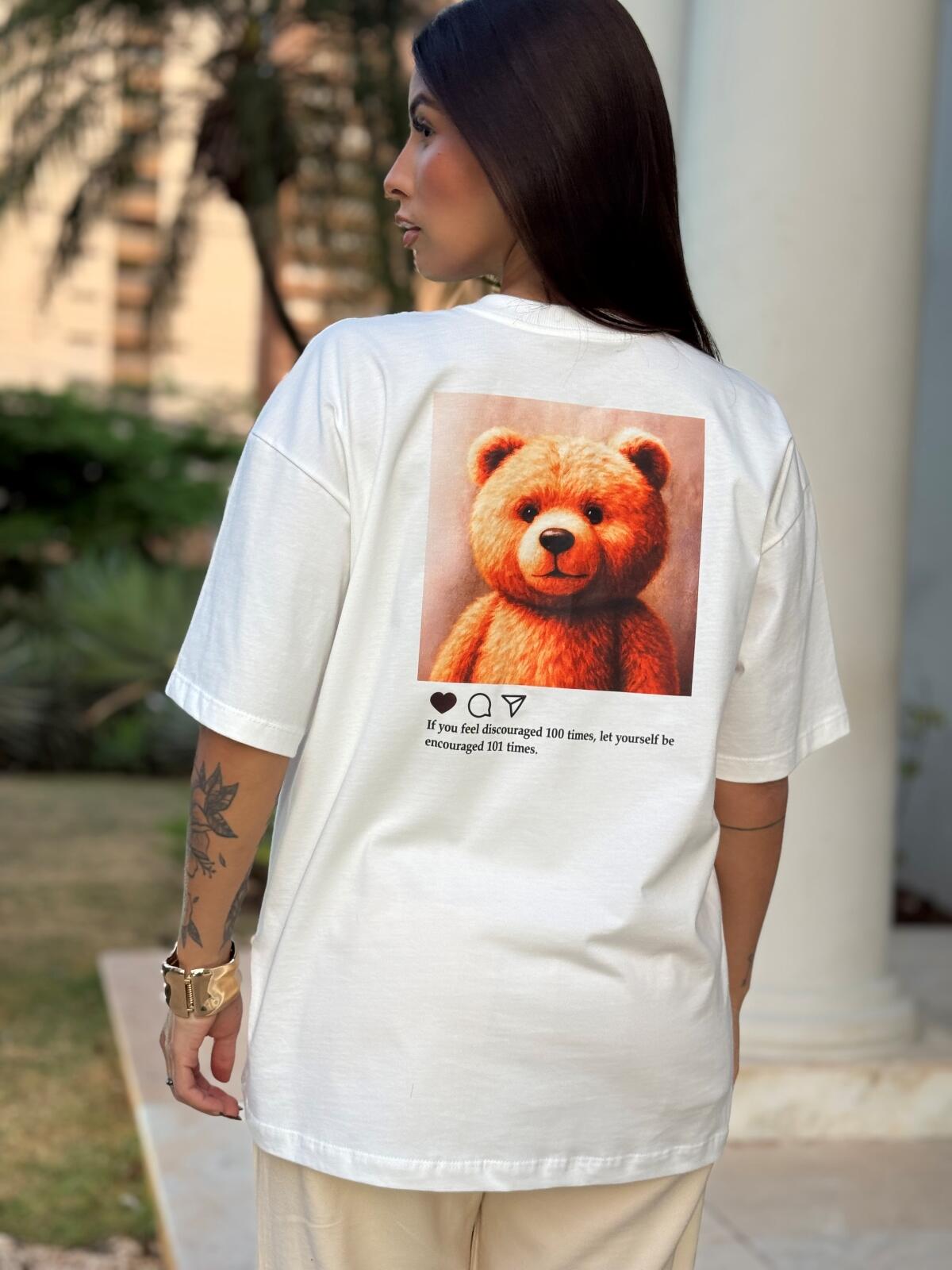 TENDERLOIN ‘T-BOHO JKT’ Comprar Camiseta Oversized Ted Bear - a partir de R$123,40