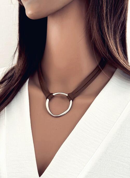 Comprar Choker Aro Irregular - Caramelo - a partir de R$56,05