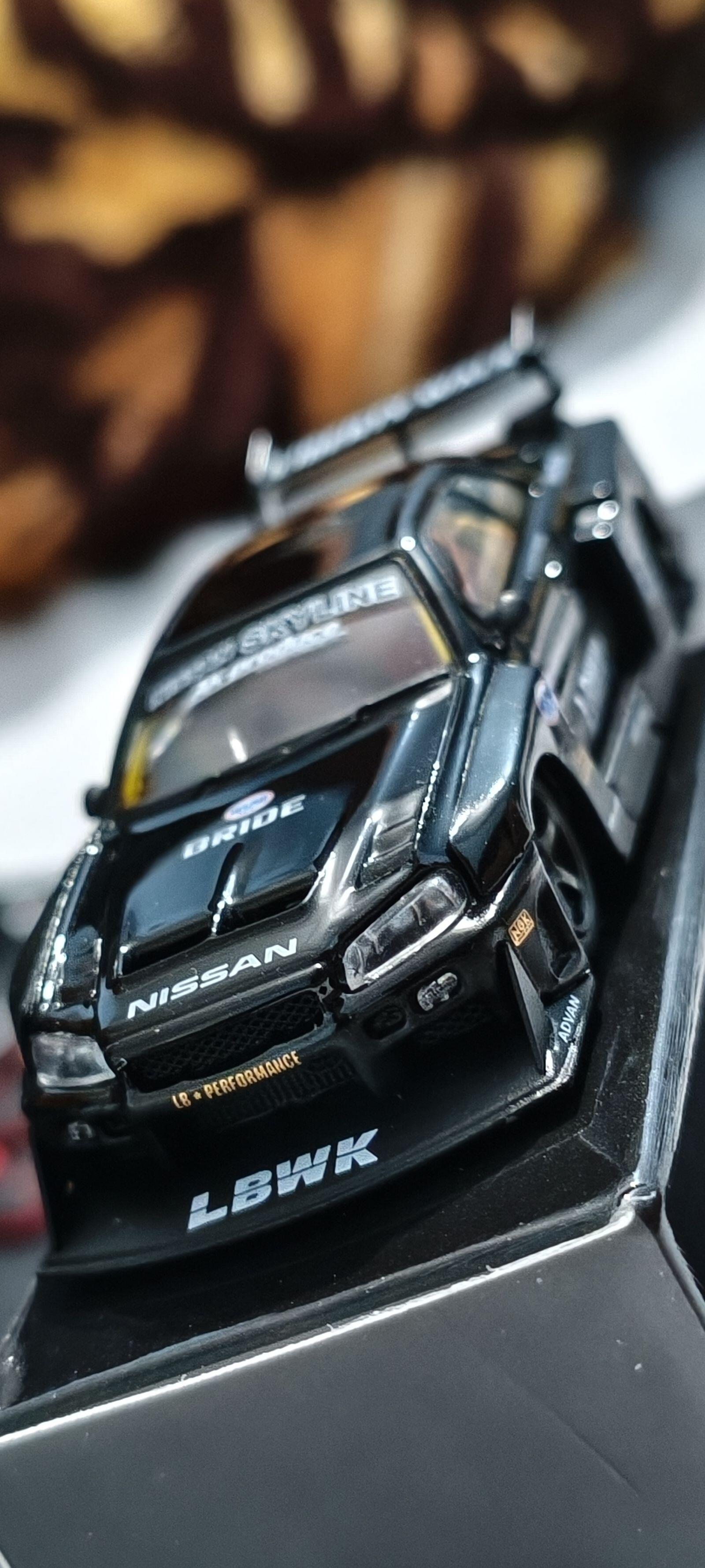 Mini GT Nissan Skyline Liberty Walk Super Silhouette - a partir de