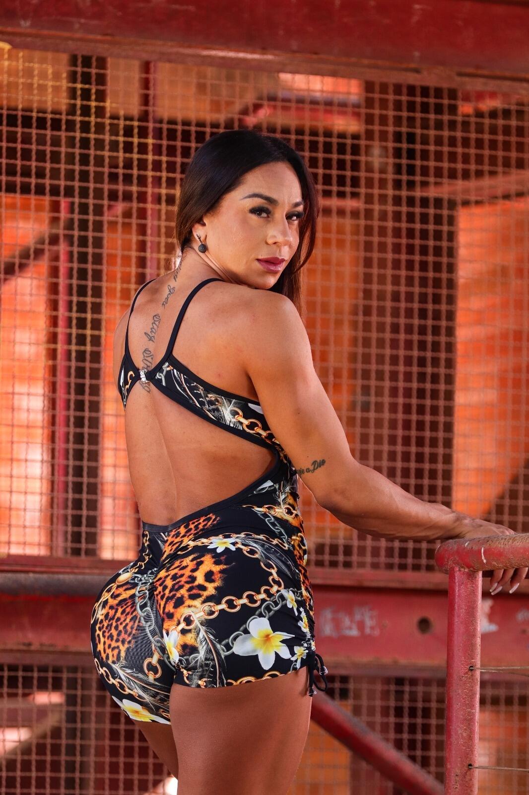 Macaquinho Fitness Feminino Empina Bumbum Coleção Panther